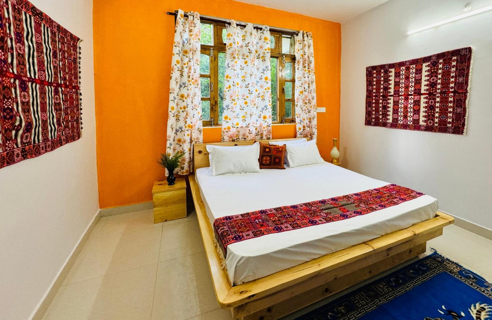 Pine View Retreat Homestay 卡尔帕 外观 照片