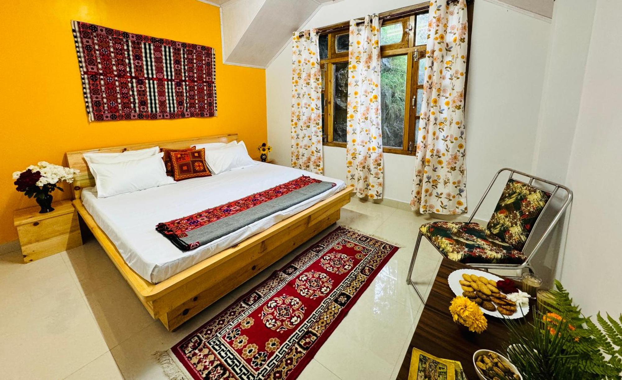 Pine View Retreat Homestay 卡尔帕 外观 照片